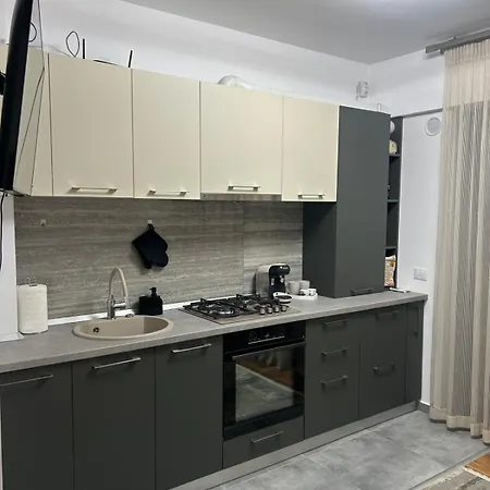 Win 31 Apartment