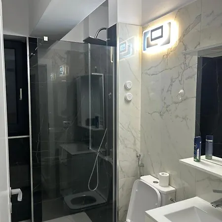 Win 31 Apartment